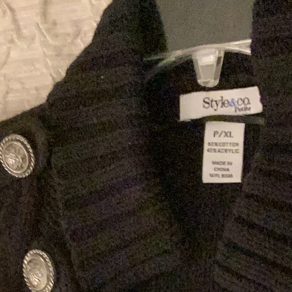 BLACK MILITARY STYLE SWEATER VEST - Picture 3 of 3